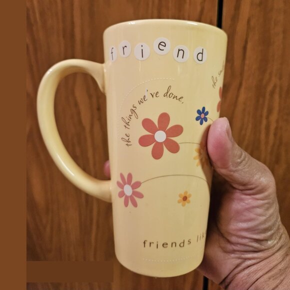 Carlton Friends Coffee Mugs Tall Yellow - Picture 8 of 8